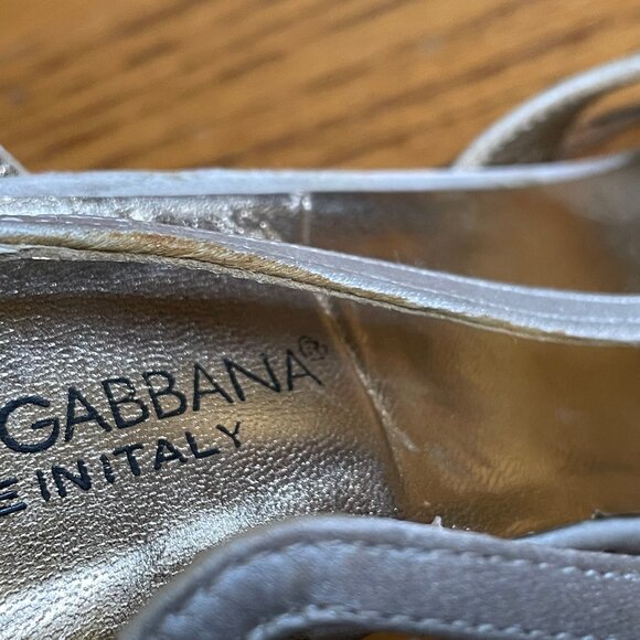 Dolce & Gabbana Beige Slingbacks with Gold Accent, EU 40 - Picture 13 of 16